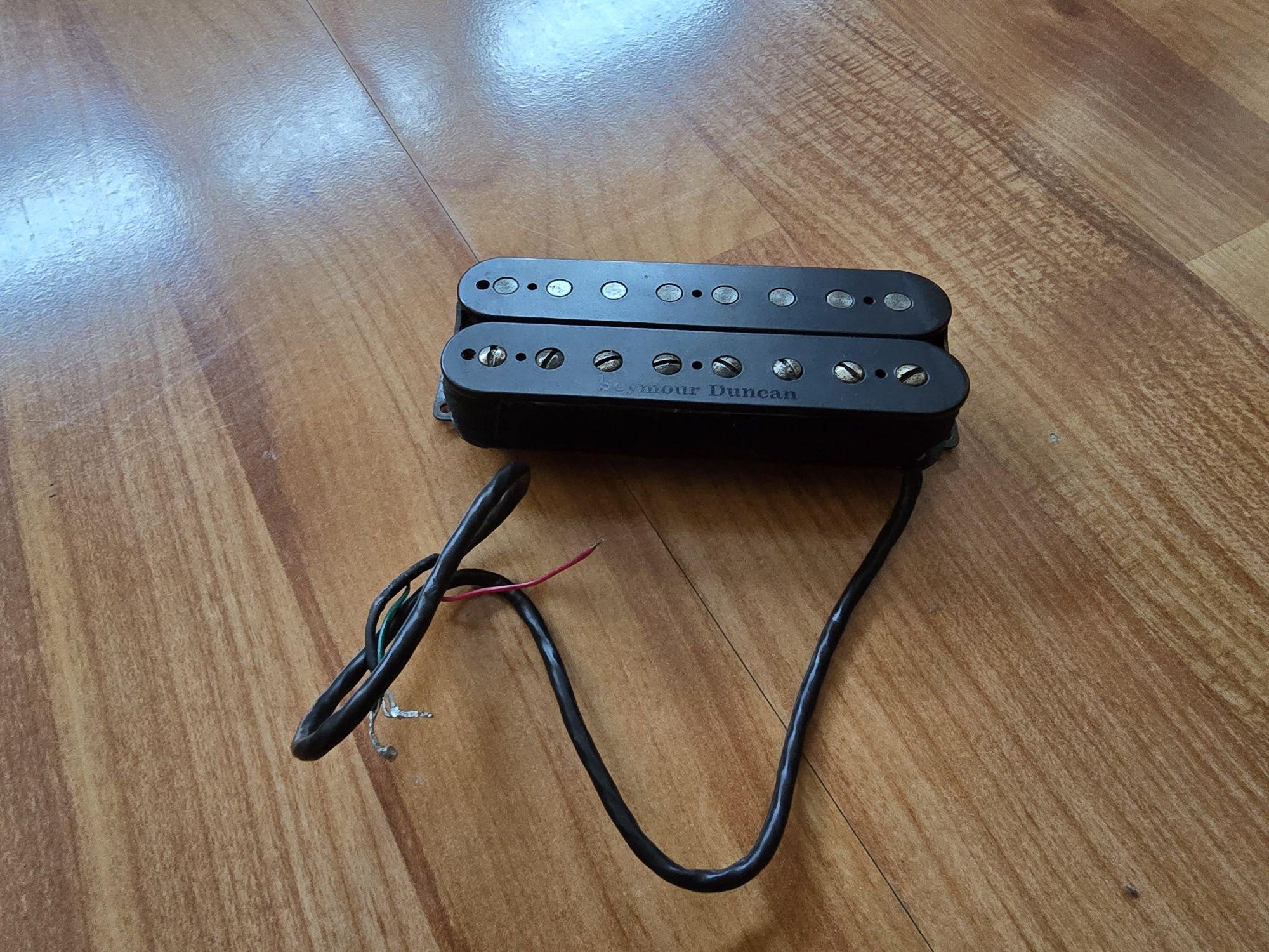 Seymour Duncan Nazgul 8 string