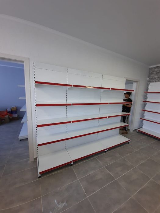 Полки для магазина,витрины,стеллажи, конфетницы, хлебная корзина