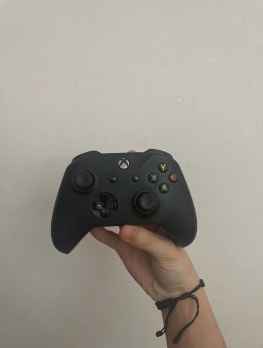 Xbox one S 1TB cu 14 jocuri