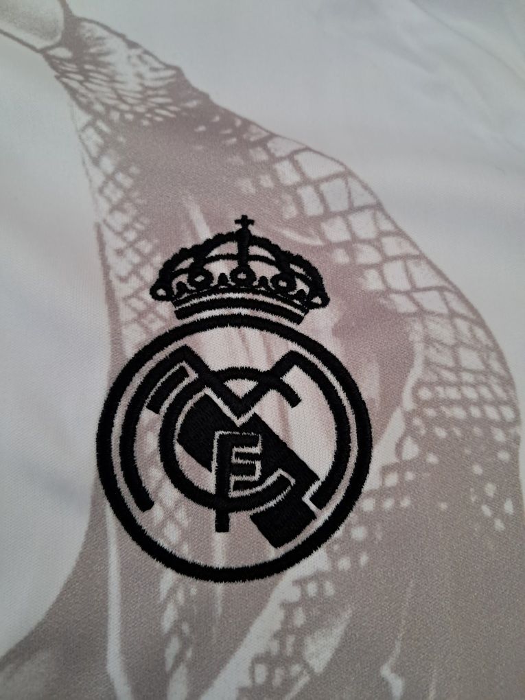 Фланелка Real Madrid Valverde размер М