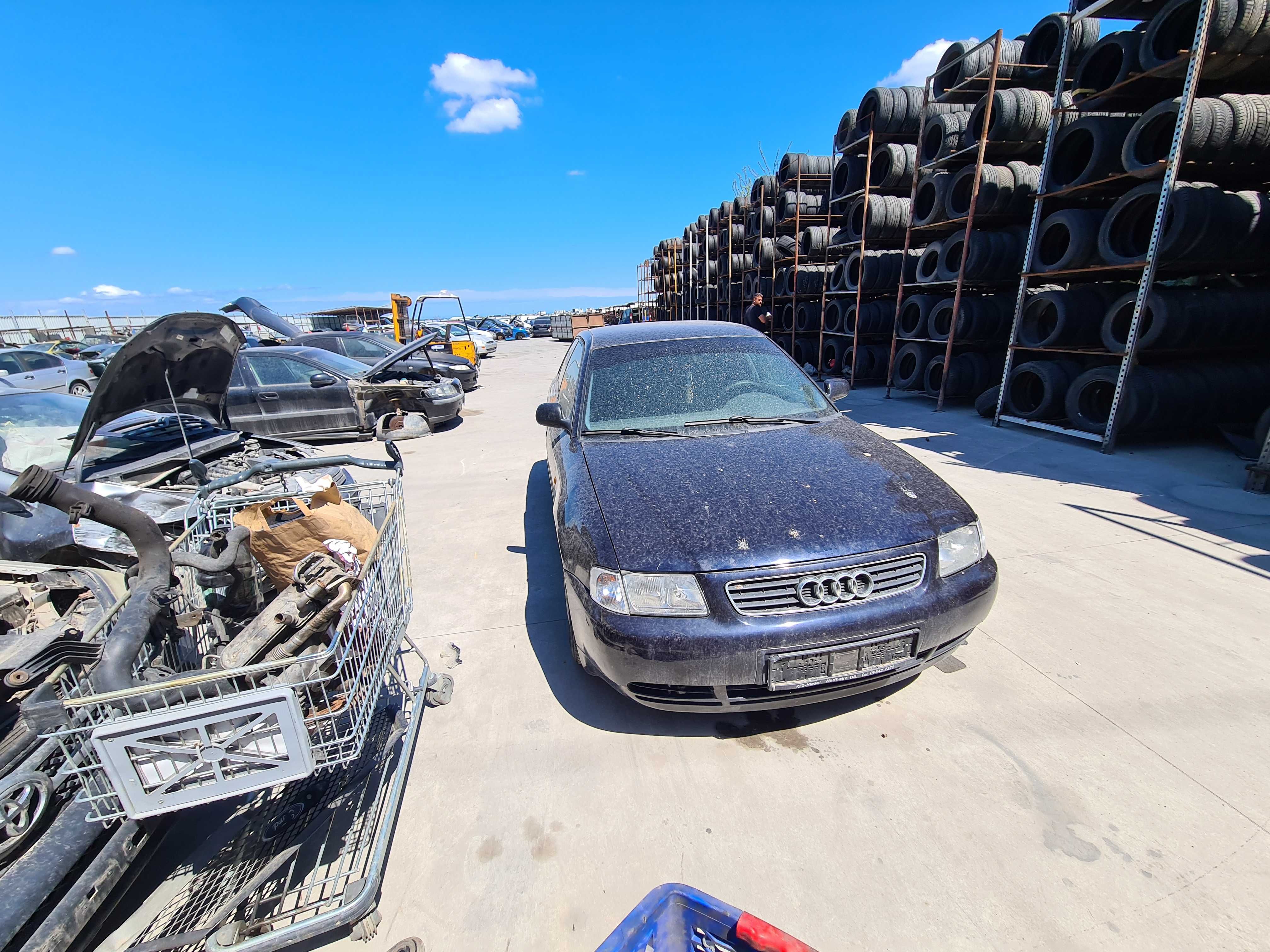 Dezmembrez audi a3