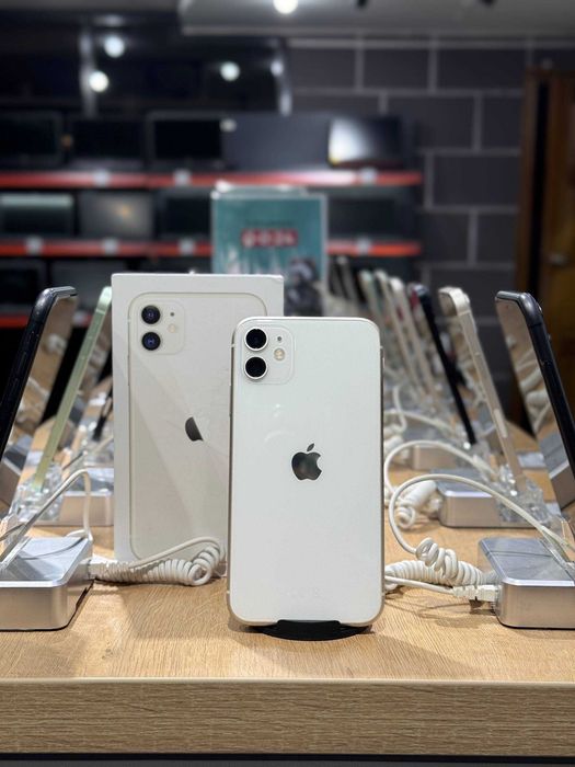 Телефон iPhone 11 128Gb / Айфон 11 128Гб