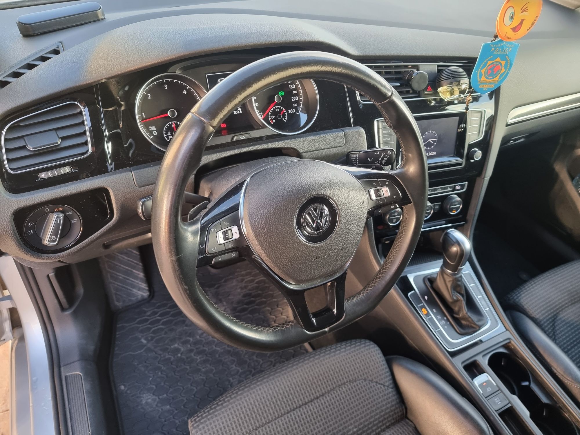 VW...Golf 7  2.l ...150cp.