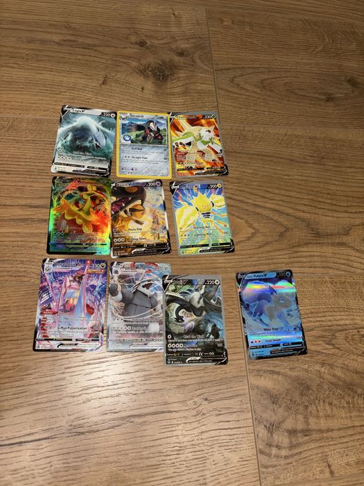 Карти покемом в отлично състояние.