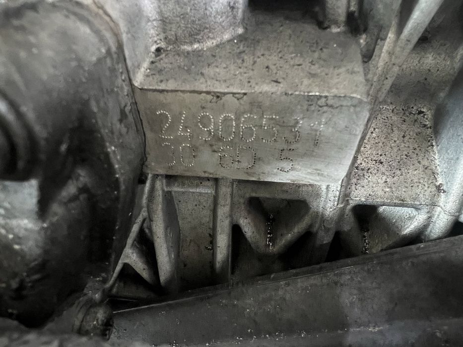 Блок с бутала 286кс 535D 335D M57D30 X5 X3 SD