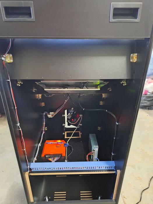 игра аркада голяма pink date