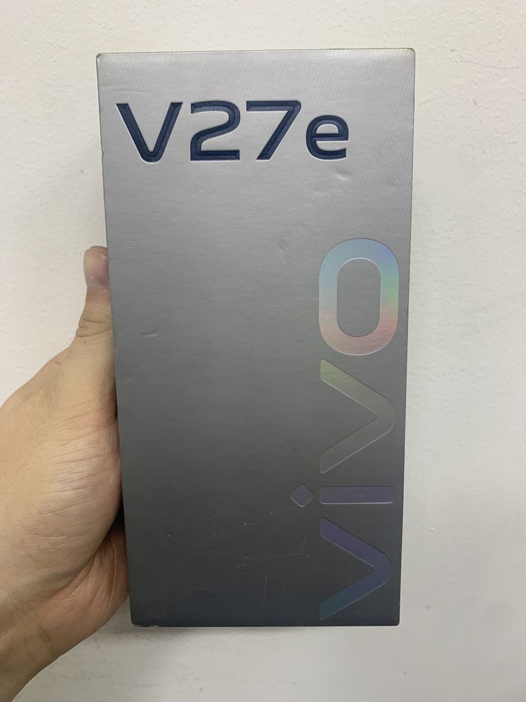 Vivo V27e, 8/128gb