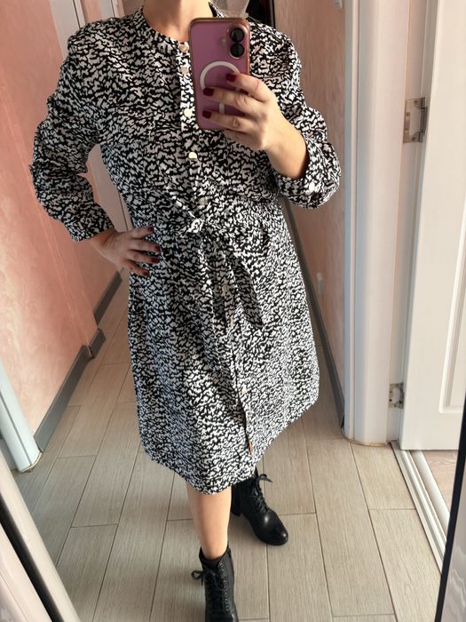 Рокля Mohito 42 размер