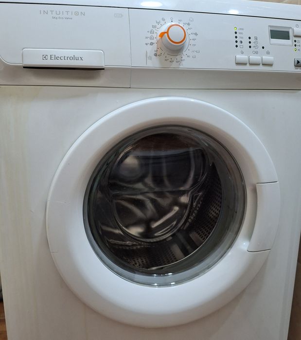 СТИРАЛЬНАЯ МАШИНА Electrolux (б/у) в рабочем состоянии