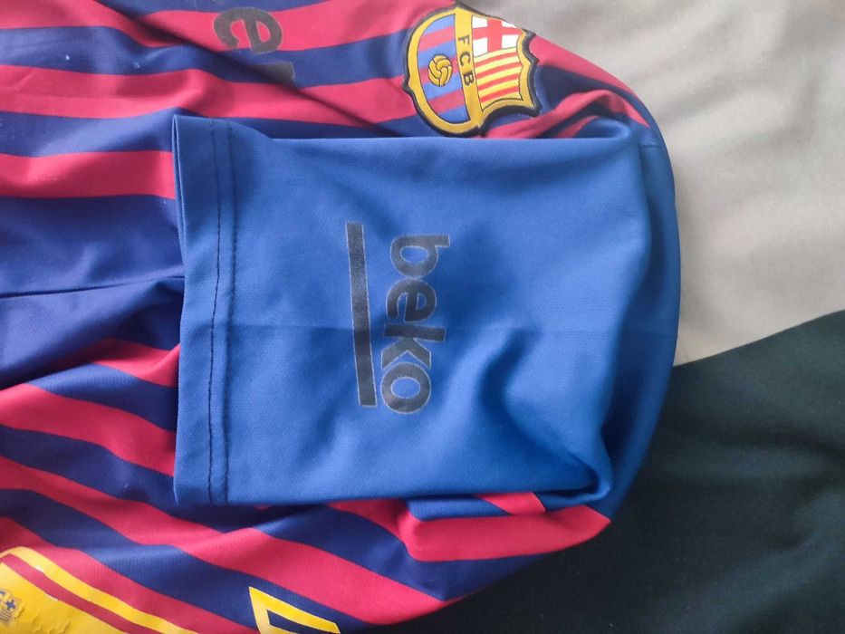 messi 2018/2019 jersey putin sters,fara rupturi,nu stiu marimea exacta