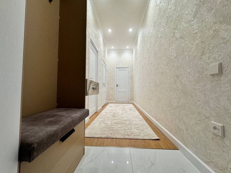 Ахмад Югнакий ул. Буюк Ипак Йули новостройка 2/8/8