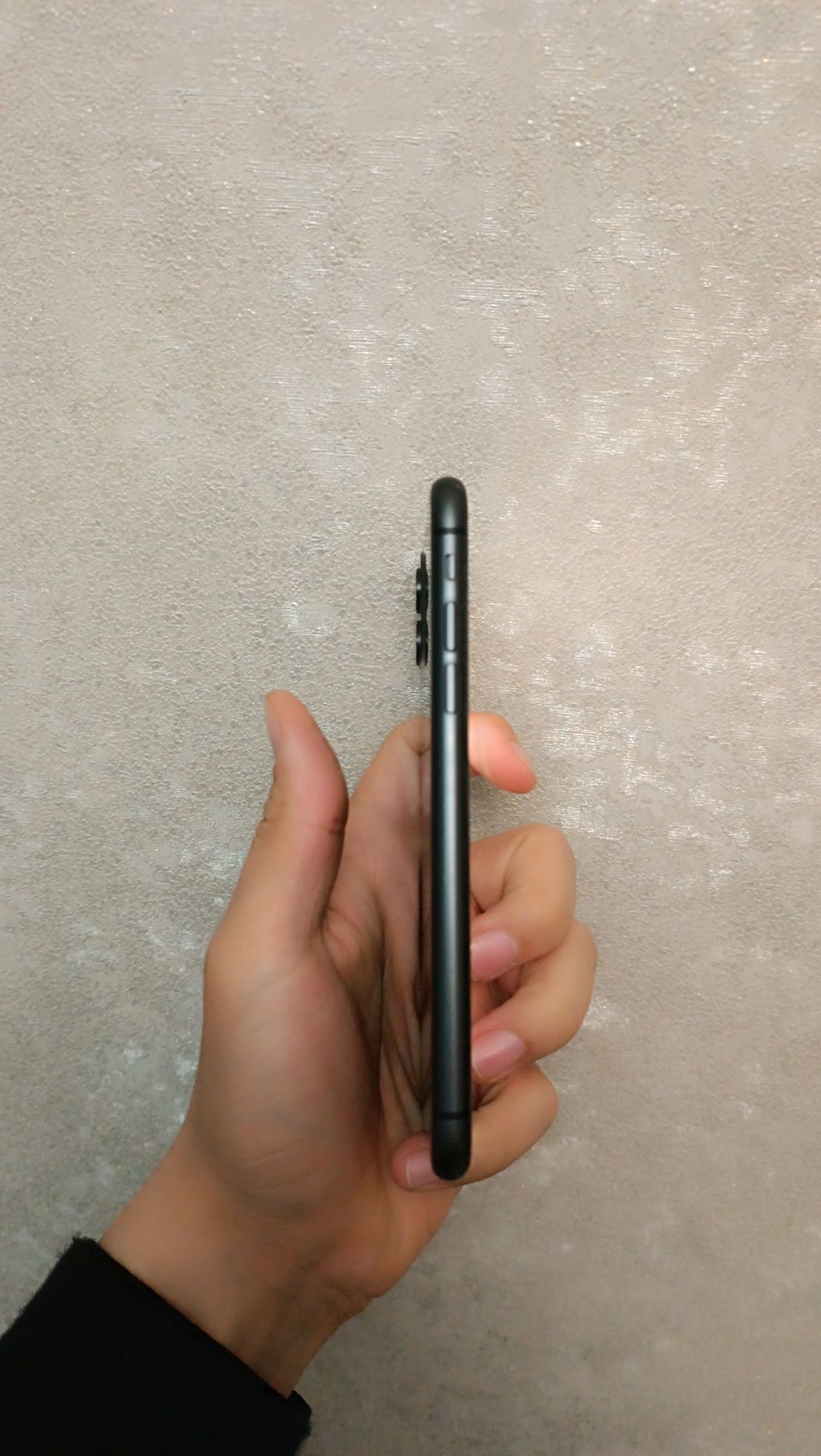 Срочно! Iphone 11 ozi