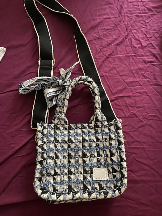 Дамска мини чанта в синьо