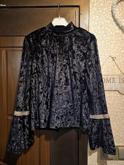 Официална дамска рокля и блузи