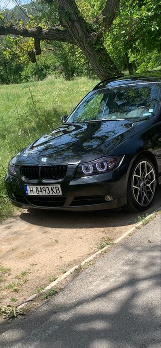 Продавам Bmw 335d.
