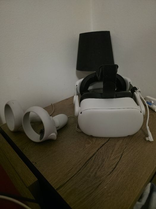 Meta Oculus Quest 2