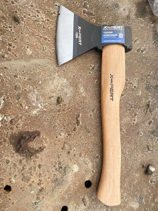 Продам новый топоры
