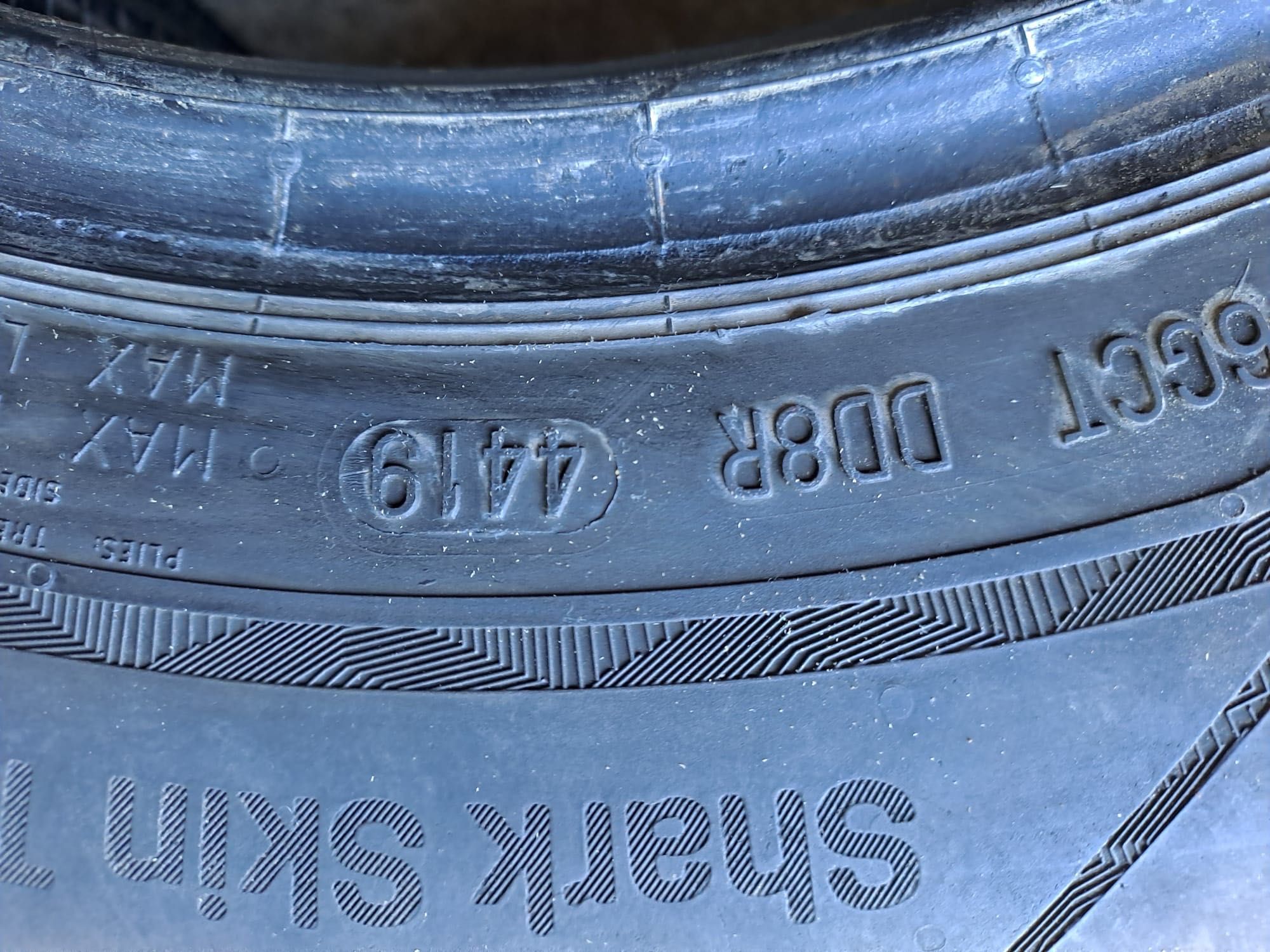 Vand 2 cauciucuri Uniroyal 155 80 13