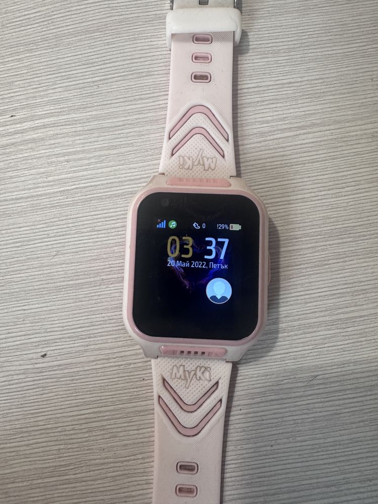 Смарт часовник Myki 4 Pink