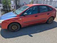 Ford focus 2006 bezina stare buna, itp si asigurare valabila