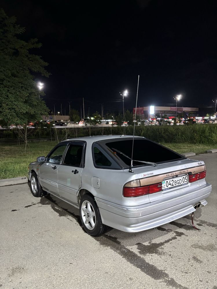 Mitsubishi galant 1992
