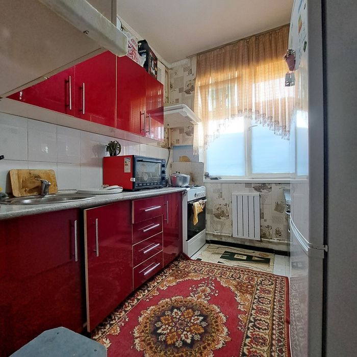 3 хона 1-этаж срочно сотилади