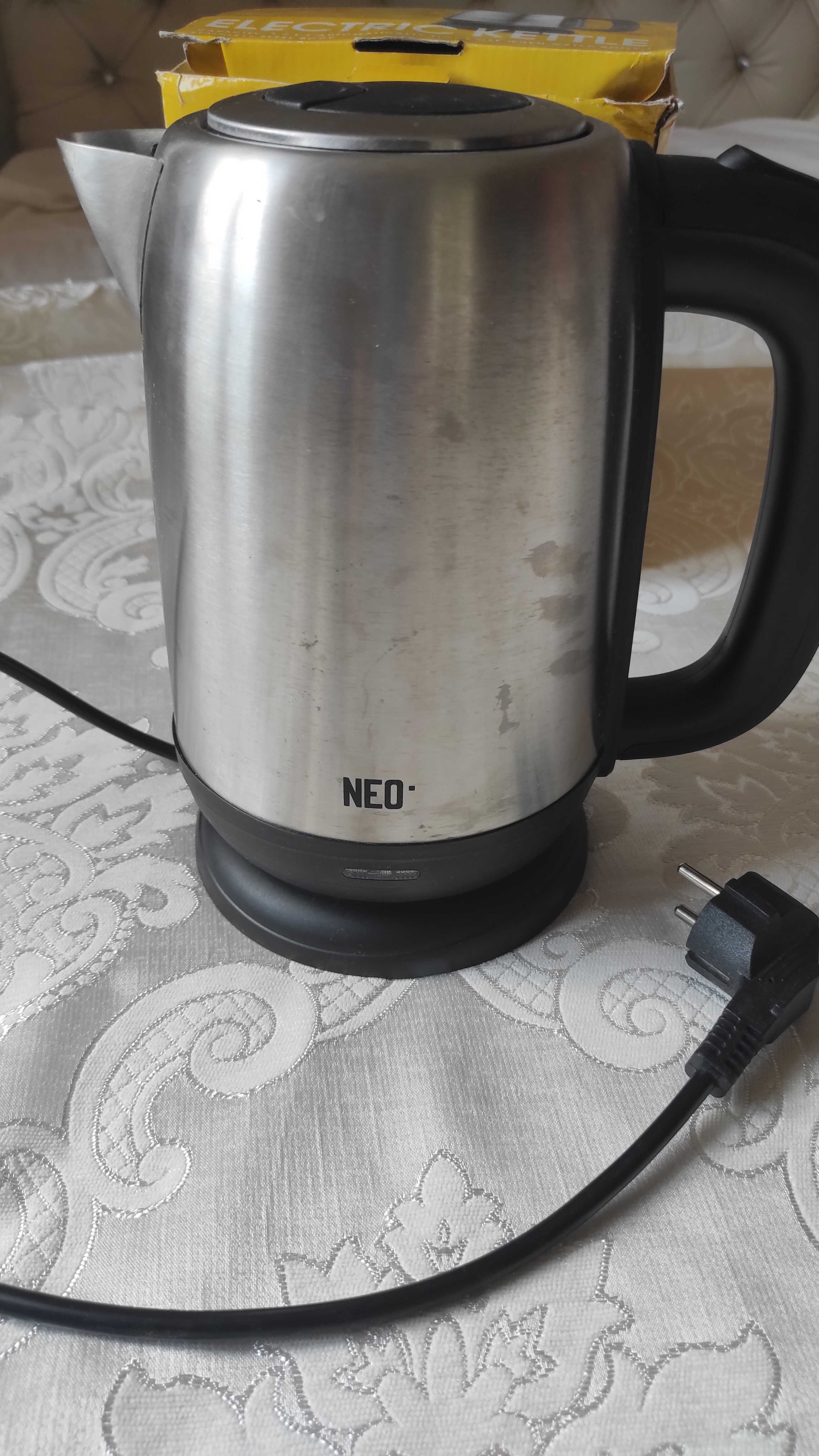 Електрическа кана за гореща вода 2200W
