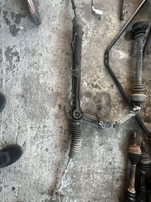 Хидравлична кормилна  рейка BMW E70 E71 ляв волан