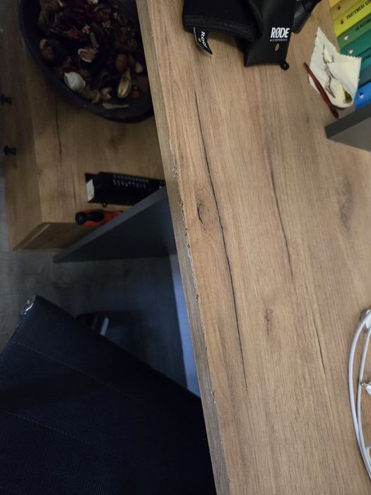 Birou gaming din stejar