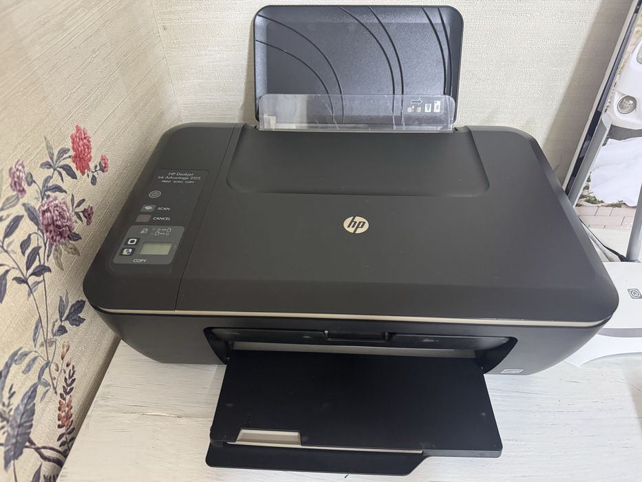 Принтер цветной, черный и белый, сканер, ксерокс