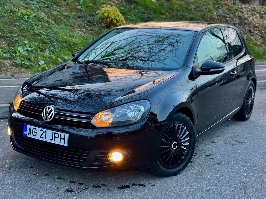 Volkswagen Golf 2010 / 1.6 MPI 102 CP EURO 5 / Navi Senzori / Inmatriculata Recent RO