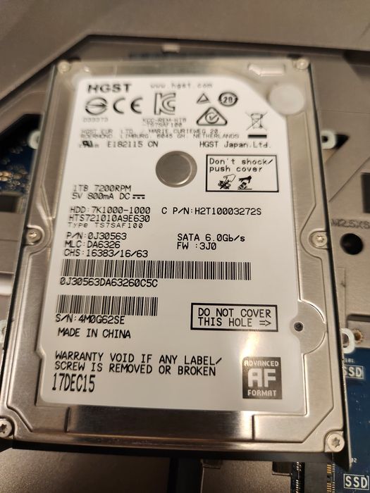 Leptop asus rog g752vt  defect/piese