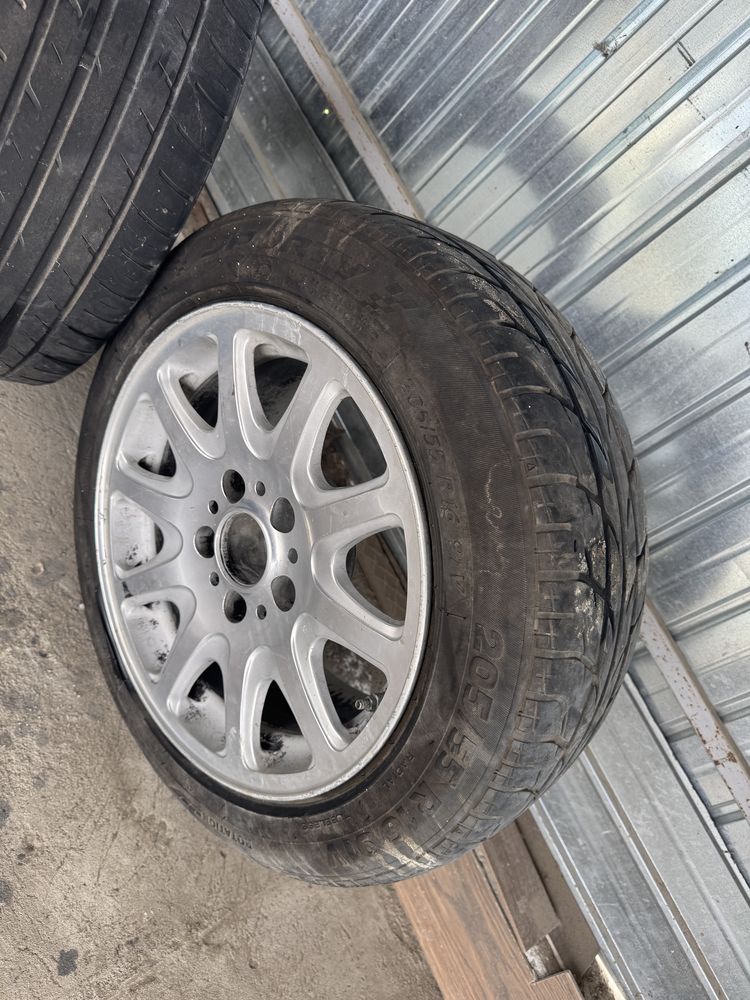 Anvelope de vara 225/50 R16 + Roata de rezerva 205/R16