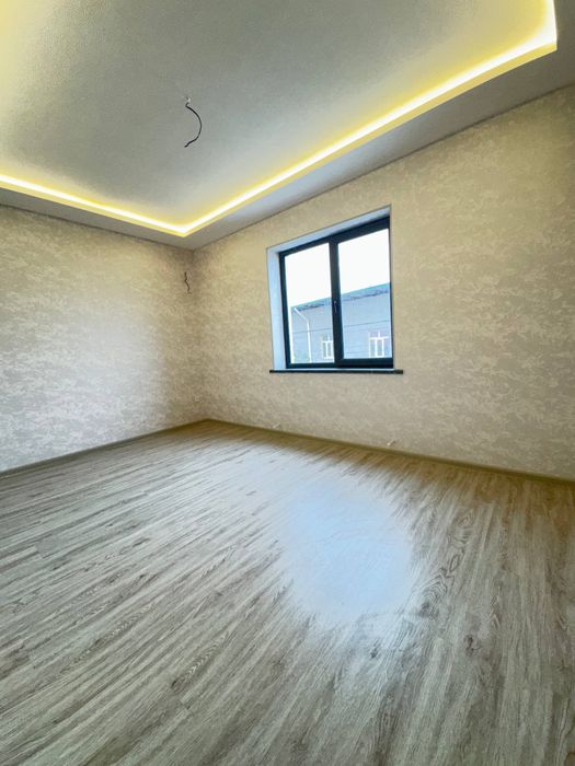 Сергели Хонабод 25 чи мактаб олди 4 хона 2 этажка коттедж янги