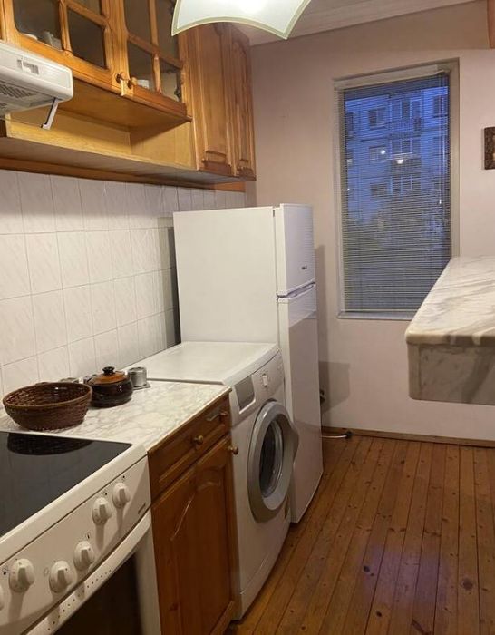 Двустаен апартамент под наем в кв. Въстанически