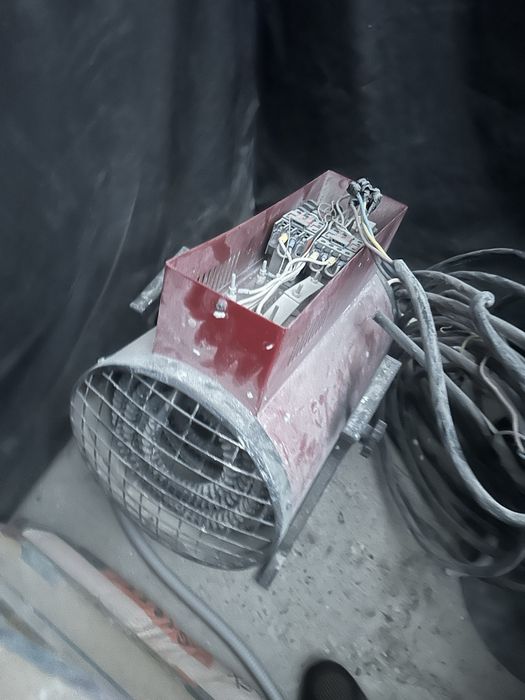 Продам тепловую пушку