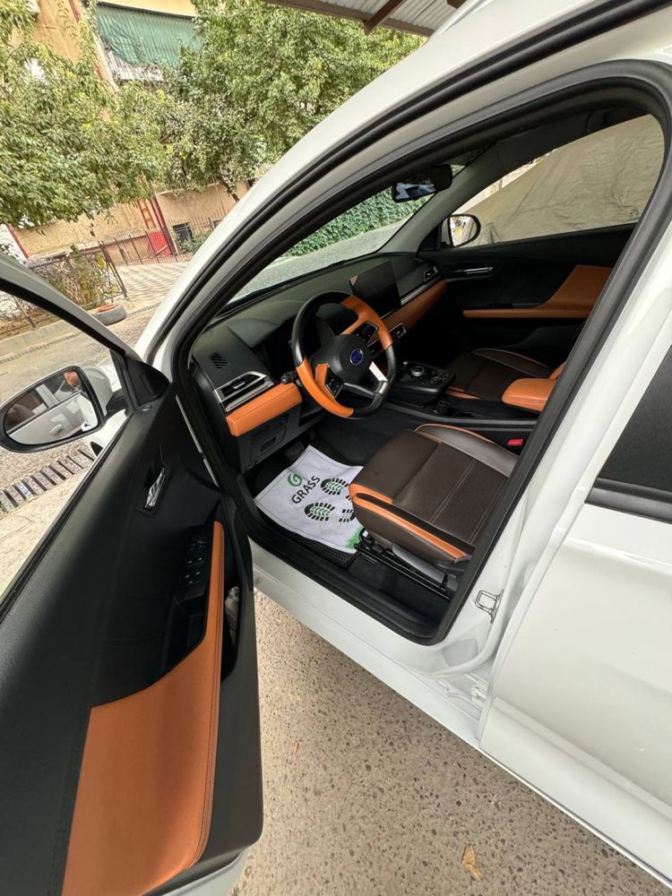 BYD E 2 sotiladi holati yahshi