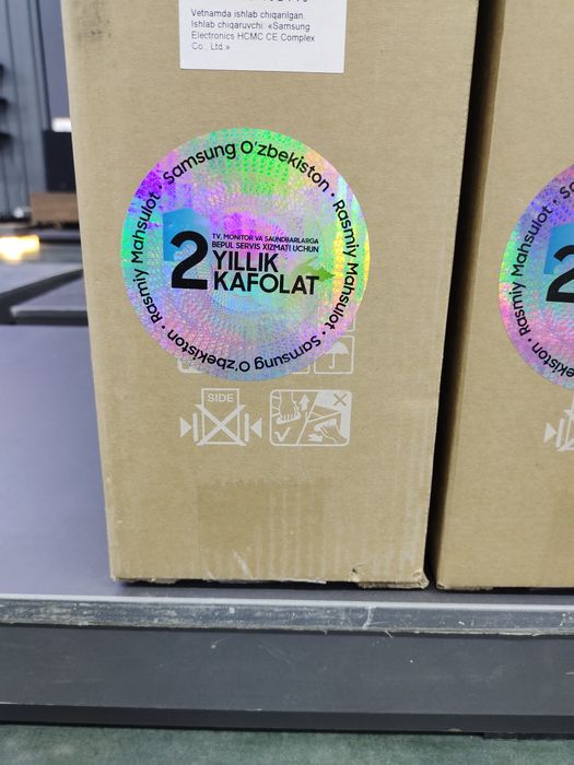 Televizor sotiladi 55 dyum Samsung