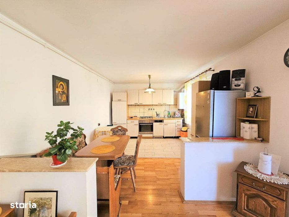 Apartament de 7 camere , 200mp Utili, zona Borhanci