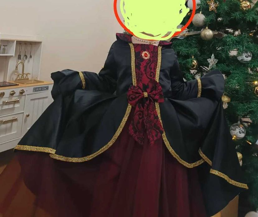 Красивое, элегантное платье