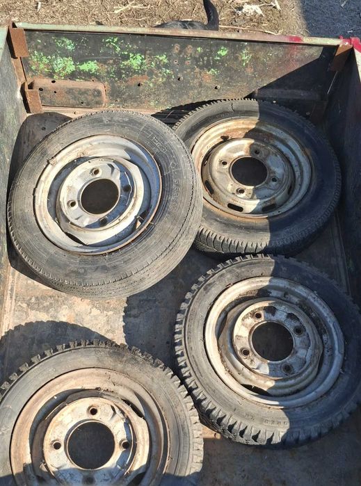 Джанти с гуми от Trabant