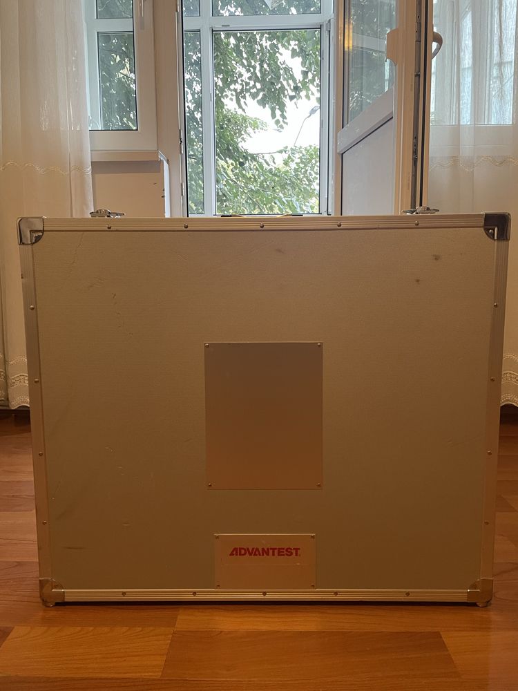 Case/Geanta aluminiu in stare perfecta