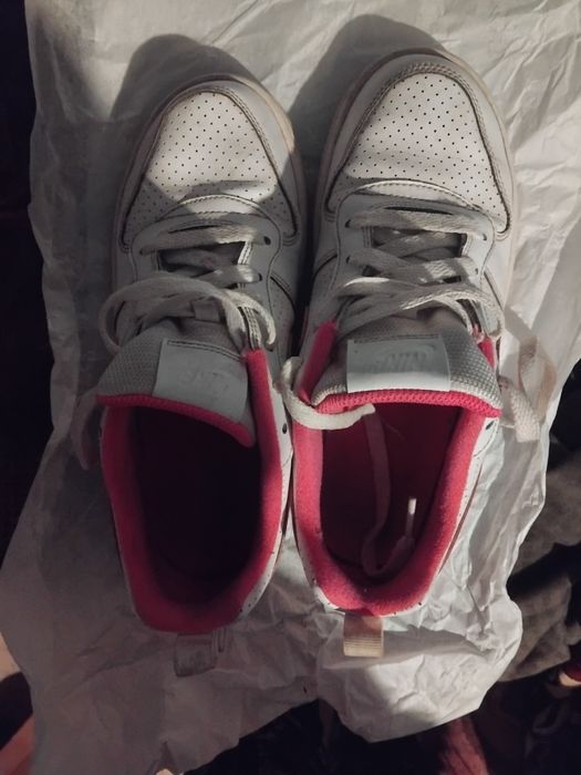 Оригинални Маратонки Nike  38 1/2