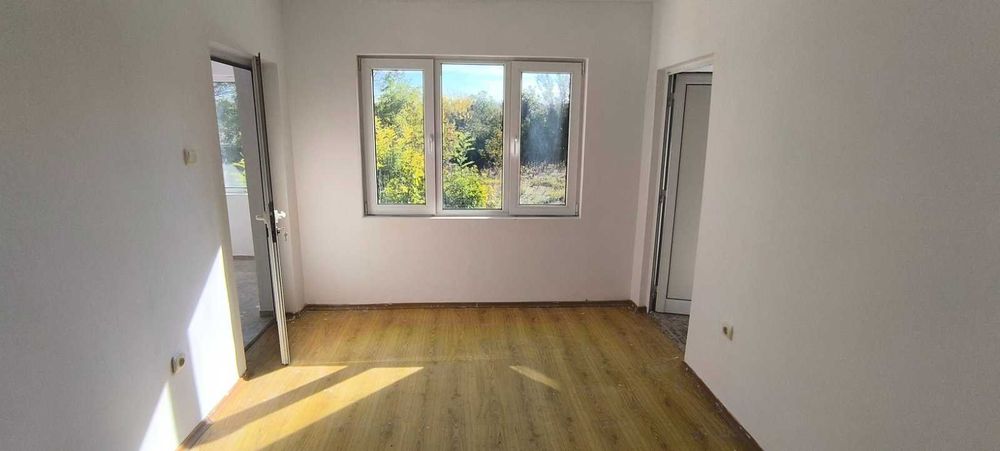 Продава се Къща в с. Стефан Стамболово, Област Велико Търново - 186 кв.м за 275 €/кв.м - Снимка #3