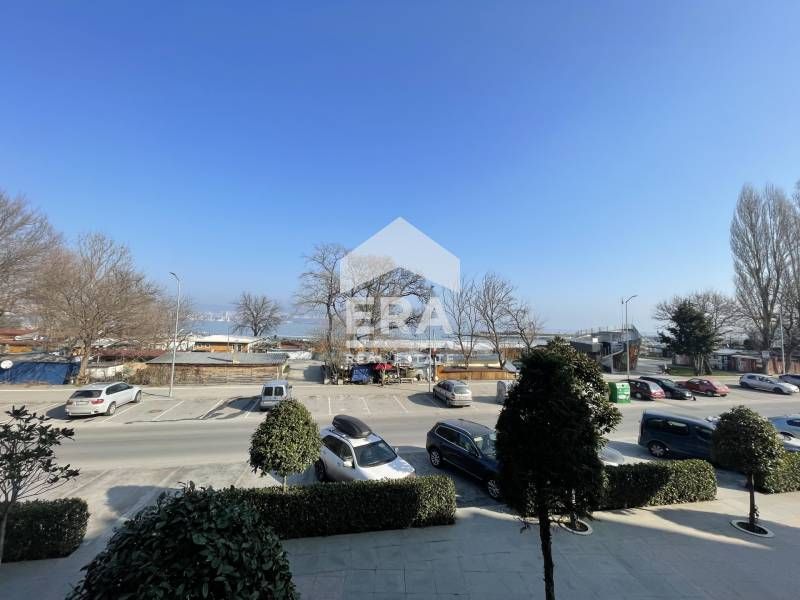 Дава се под наем Тристаен апартамент в Варна, Аспарухово - 105 кв.м за 750 € - Снимка #7