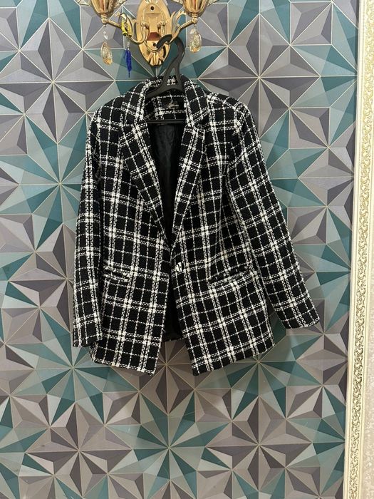 Костюм 3000тг кәжекей 5 тг қара двойка 12000тг Кірпіның көйлегі 38000т