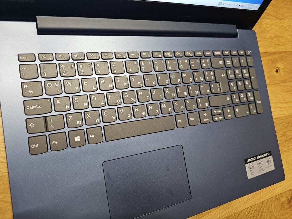лаптоп Lenovo Ideapad 330, 15.6”, Windows 10 Home, отлично състояние