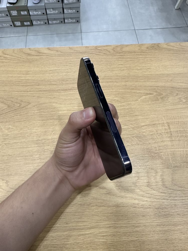 Iphone 14 pro holati ideal
