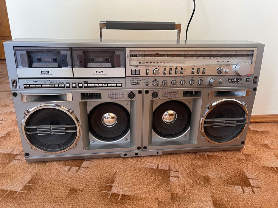 Sharp GF 777 като Нов