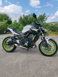 Kavasaki ZR650 2021